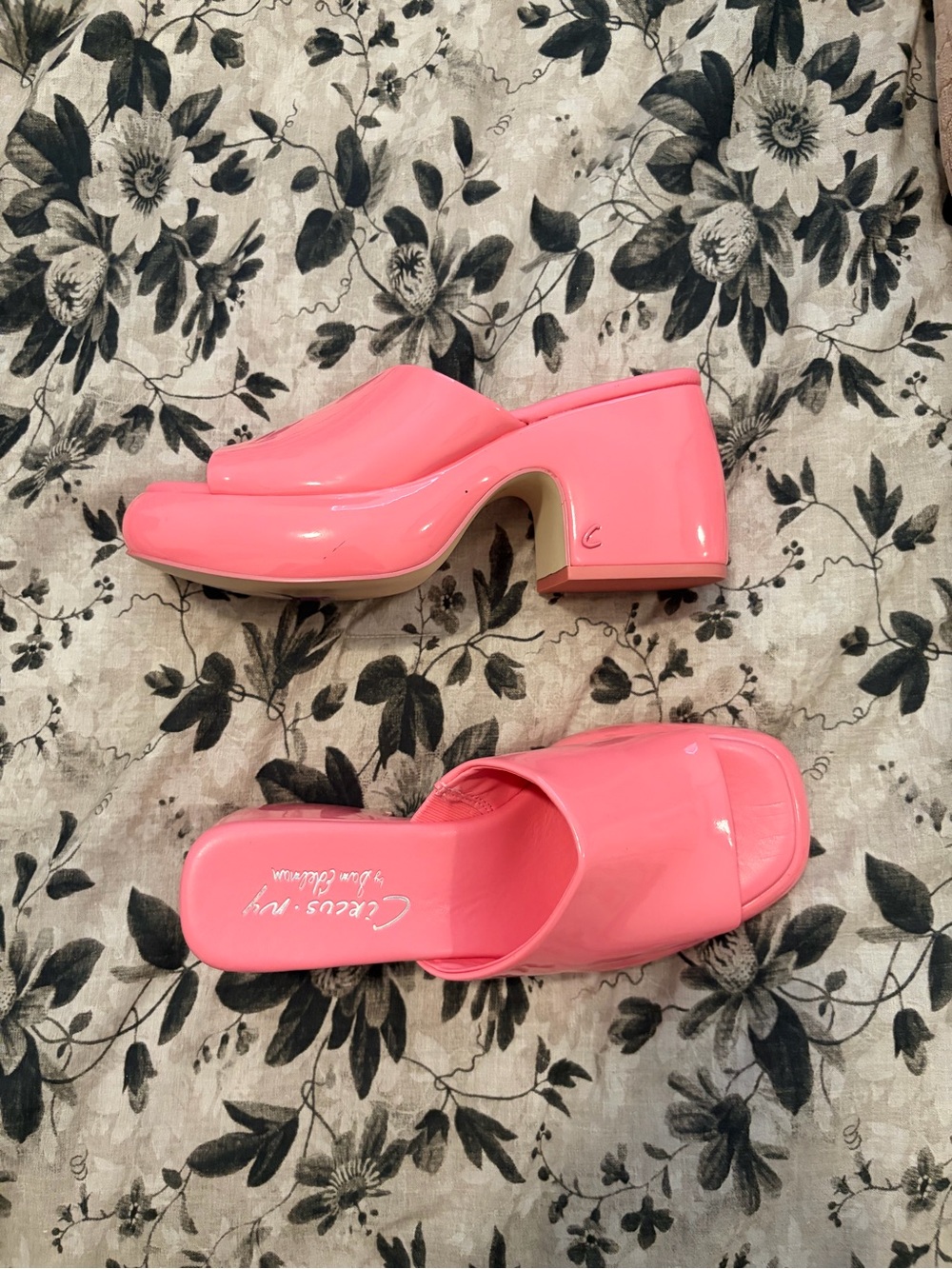 Circus by Sam Edelman Hot Pink Patent Slide Platforms